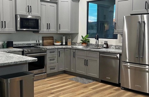 New River House | Sonoran Ridge Retreat One Bedroom Home Sleeps Four, Sauna, Fire pit, Spa like