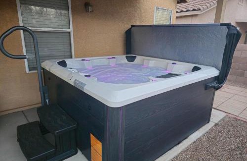 Tucson House | Sonoran Sanctuary w/Garage, WFH Setup by I-10 & Downtown