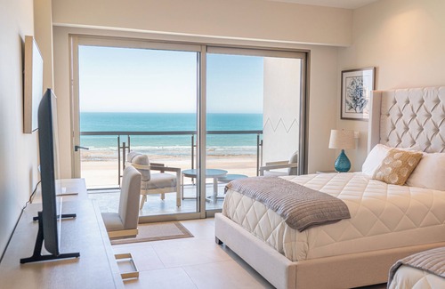 Ferrocarrilera Resort | Sonoran Star Resort Spacious 3 Bedroom Condo in Rocky Point ,Sandy Beach