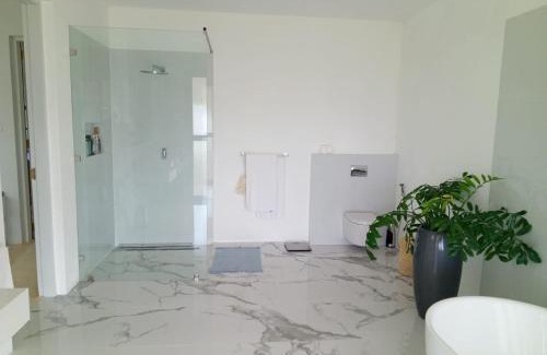 Galu Hotel | Sonrisa Villas
