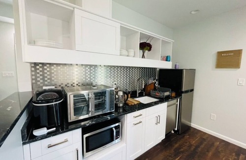 Charlottesville House | SONSAK - 943 Jefferson Lake Drive