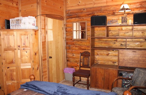 New Lisbon Cabin | Sook's Sanctuary - Your Relaxation Vacation Private Log Cabin - Peace At Last!!