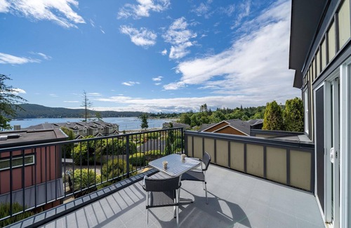 Sooke Cottage | Sooke 2 Bedroom Townhouse
