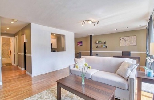 Viewpoint Apartment | Soothing 1-bedroom near Microsoft and Lake Sammamish