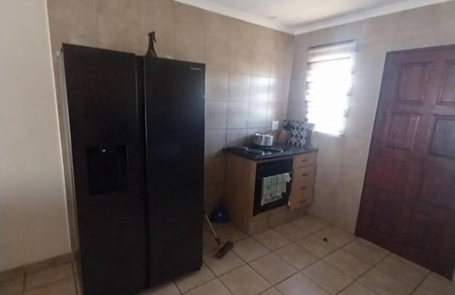 Centurion Apartment | Soothing 3-bedroom apartment in Pretoria