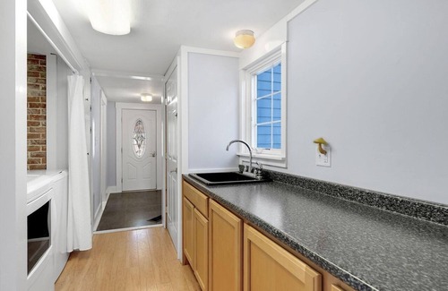 Bethel House | Soothing 4-bedroom house in charming Bethel surrounded by nature and wildlife.