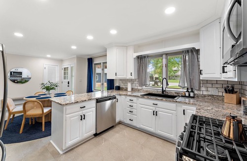 Willmar House | Soothing 5-bedroom house with AC in charming Willmar