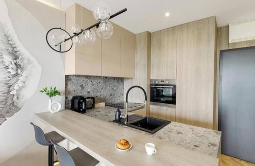 Srodmiescie Apartment | Soothing apartment with AC in charming Srodmiescie