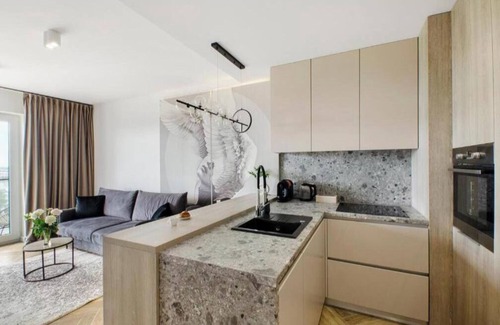 Srodmiescie Apartment | Soothing apartment with AC in charming Srodmiescie