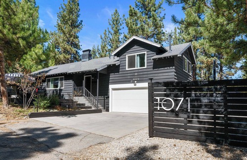 Castle Glen Estates Cabin | Soothing cabin with WiFi in charming Big Bear