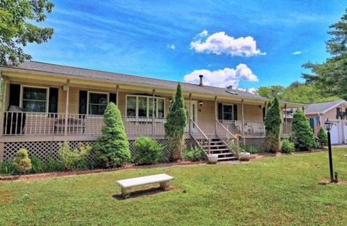 Cornwallville House | Soothing house with WiFi in charming Cornwallville