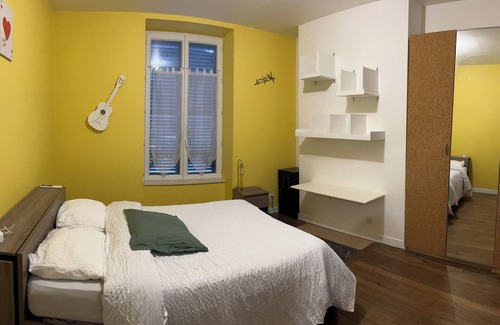 La Madeleine House | Soothing townhome with AC in charming Orléans