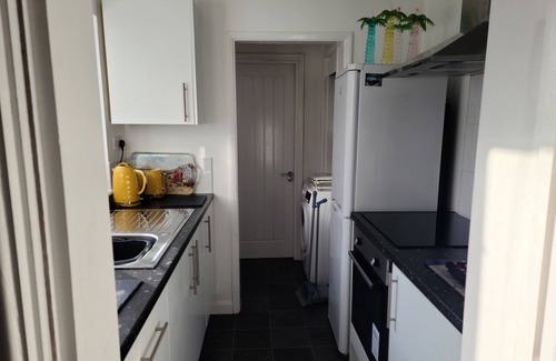Hartlepool Cottage | Sooty Babe colliery cottage.10 mins walk to beach and Castle Eden nature reserve