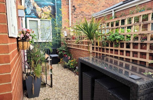 Hartlepool Cottage | Sooty Babe colliery cottage.10 mins walk to beach and Castle Eden nature reserve