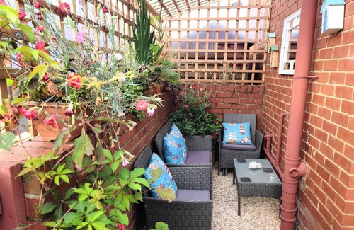 Hartlepool Cottage | Sooty Babe colliery cottage.10 mins walk to beach and Castle Eden nature reserve