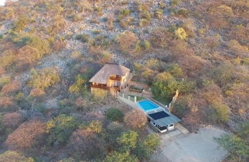 Outjo Cabin | Sophienhof Lodge