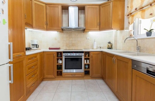 Petroupoli Apartment | Sophisticated 2-Bedroom Retreat in Petroupoli