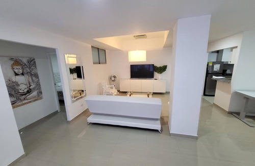 Cali Apartment | Sophisticated 3 bedroom apartment