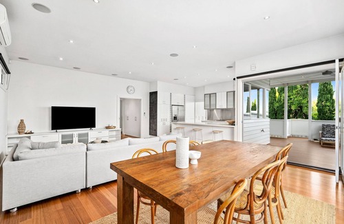 Newtown House | Sophisticated Family Sanctuary, Newtown