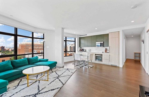 Fenway–Kenmore Apartment | Sophistication Chic 2BR 2BA Apartment in Fenway