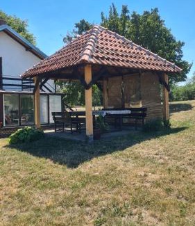 Mladenovac House | Sopot Paradise