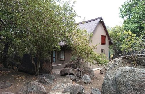 Maruleng Cabin | Sorabi Rock Safari Lodge