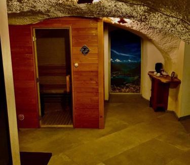 Male Bed & Breakfast | Soreghina