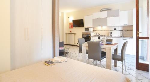 Meina Apartment | Sorelle Anna