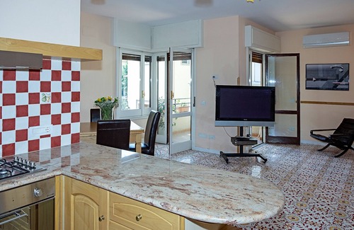 Vico Equense Apartment | Sorrento Coast: apartment in the center a few steps from the sea