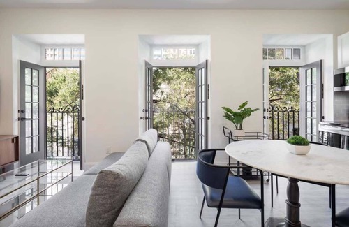 Rittenhouse Row Apartment | Sosuite | Juliet Balcony 1BR Apt w W/D, Desk