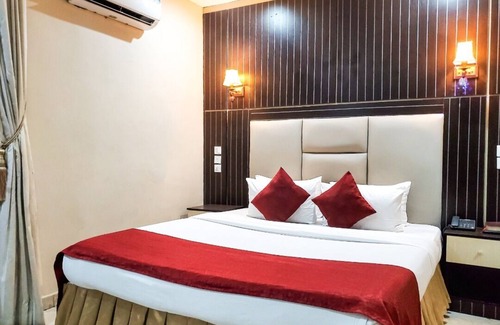 Amuwo Odofin Hotel | Sotel Suites