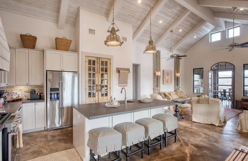 Dripping Springs House | Sotol by AvantStay | Direct River Access + Views
