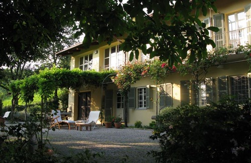 Cocconato Bed & Breakfast | Sotto la Luna Bruna B&B