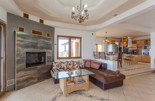 Katochori Villa | Souda Bay View - Five Bedroom Villa, Sleeps 12