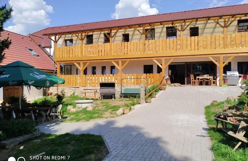 Jarosov nad Nezarkou House | Soukromá rezidence Pohádková usedlost Lovětín