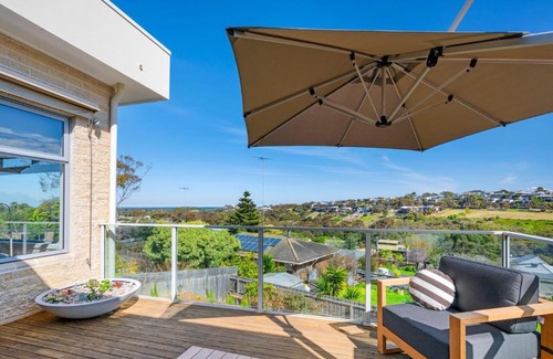 Torquay House | Soul Escape Sea and Valley Views