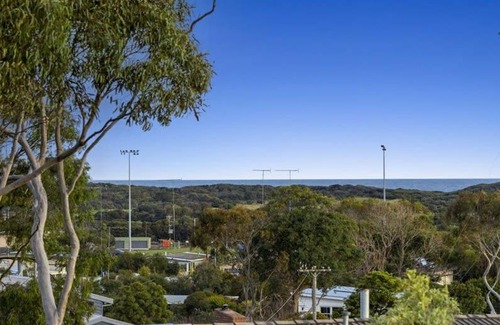 Torquay House | Soul Escape Sea and Valley Views