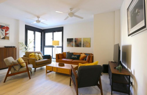 Plaza de Toros Vieja Apartment | SOUL Malaga City Apartment