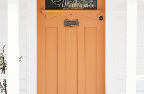 Invermay House | Soul Sister Cottage – Light, Bright & Full of Heritage Charm