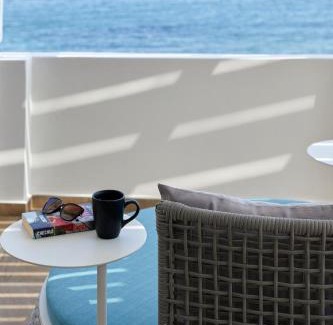 Perissa Villa | Soultouch Beachfront Villa