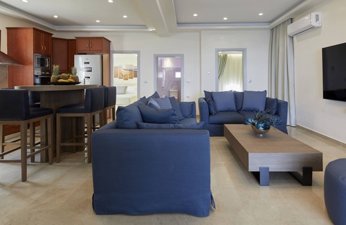 Perissa Villa | Soultouch Villa