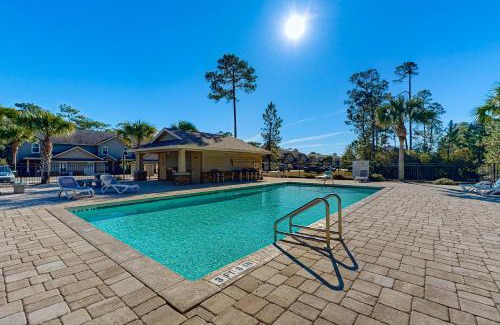 Navarre House | Sound Haven Serenity