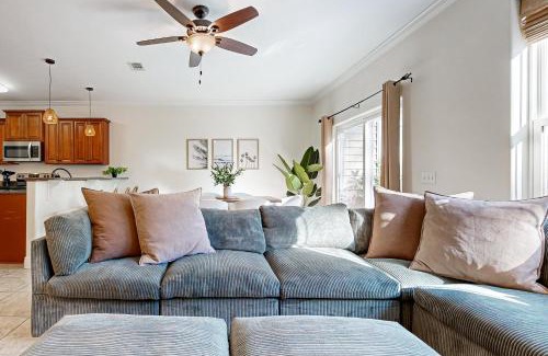 Navarre House | Sound Haven Serenity