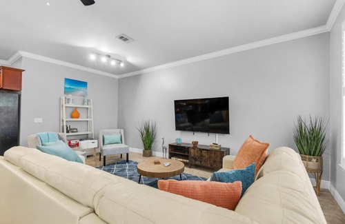 Navarre House | Sound Haven Shores