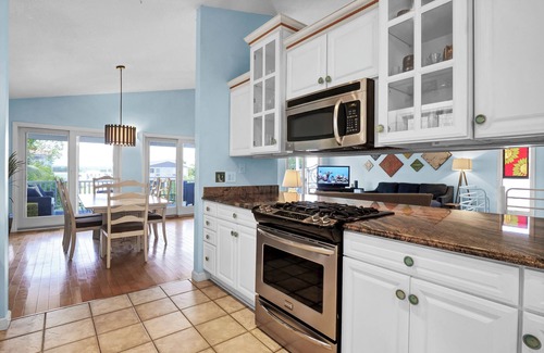 South End House | Sound & Sea - Beautiful home on the South end of Wrightsville