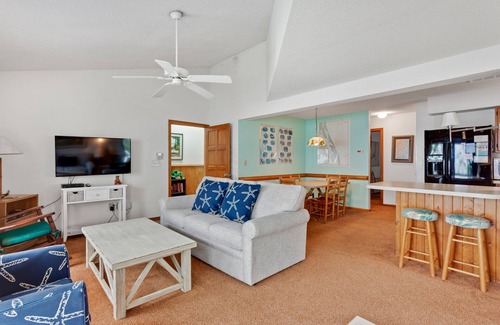 Carolina Dunes Condo | Soundfront 3BR | Pool, Tennis & Walk to Beach/Duck