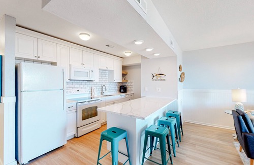 Hatteras Condo | Soundfront Gem W/Furnished Balcony, Free WiFi, & Beach Access Nearby
