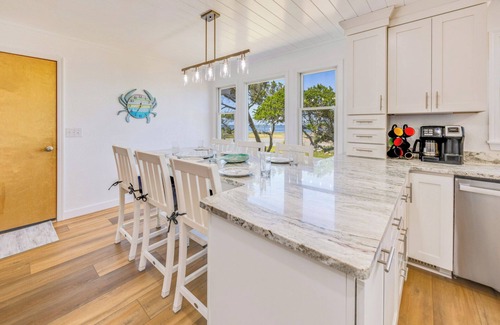 Frisco House | Soundfront w/Hot Tub, Private Sound Boardwalk, Bikes, Kayaks, Windsports Access