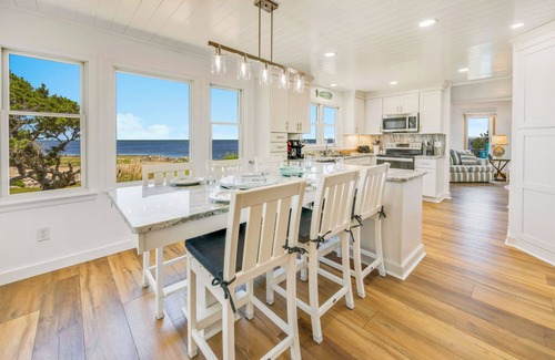 Frisco House | Soundfront w/Hot Tub, Private Sound Boardwalk, Bikes, Kayaks, Windsports Access