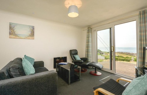 Down Thomas House | SoundView